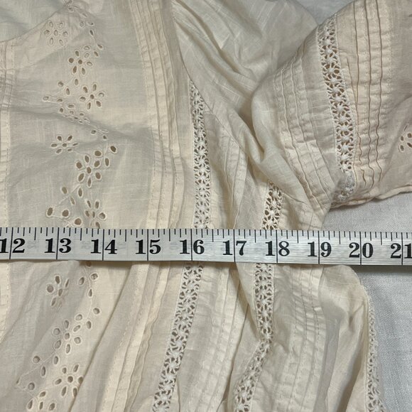 Joie Ivory Broderie Anglaise Cotton Peplum Blouse Top Size M Crochet Lace Snap - Picture 7 of 8